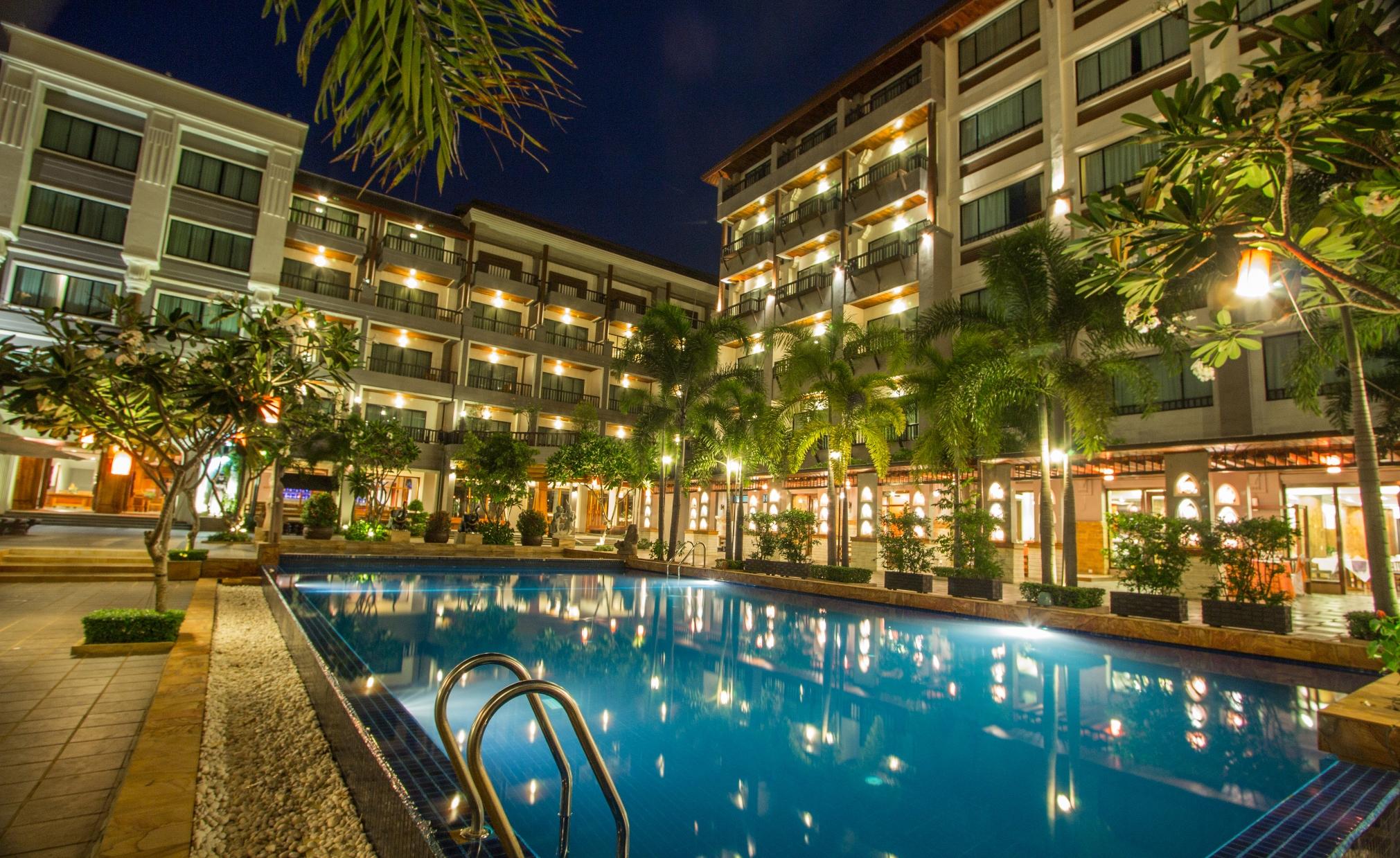 Royal Empire Hotel Ciudad de Siem Riep Exterior foto